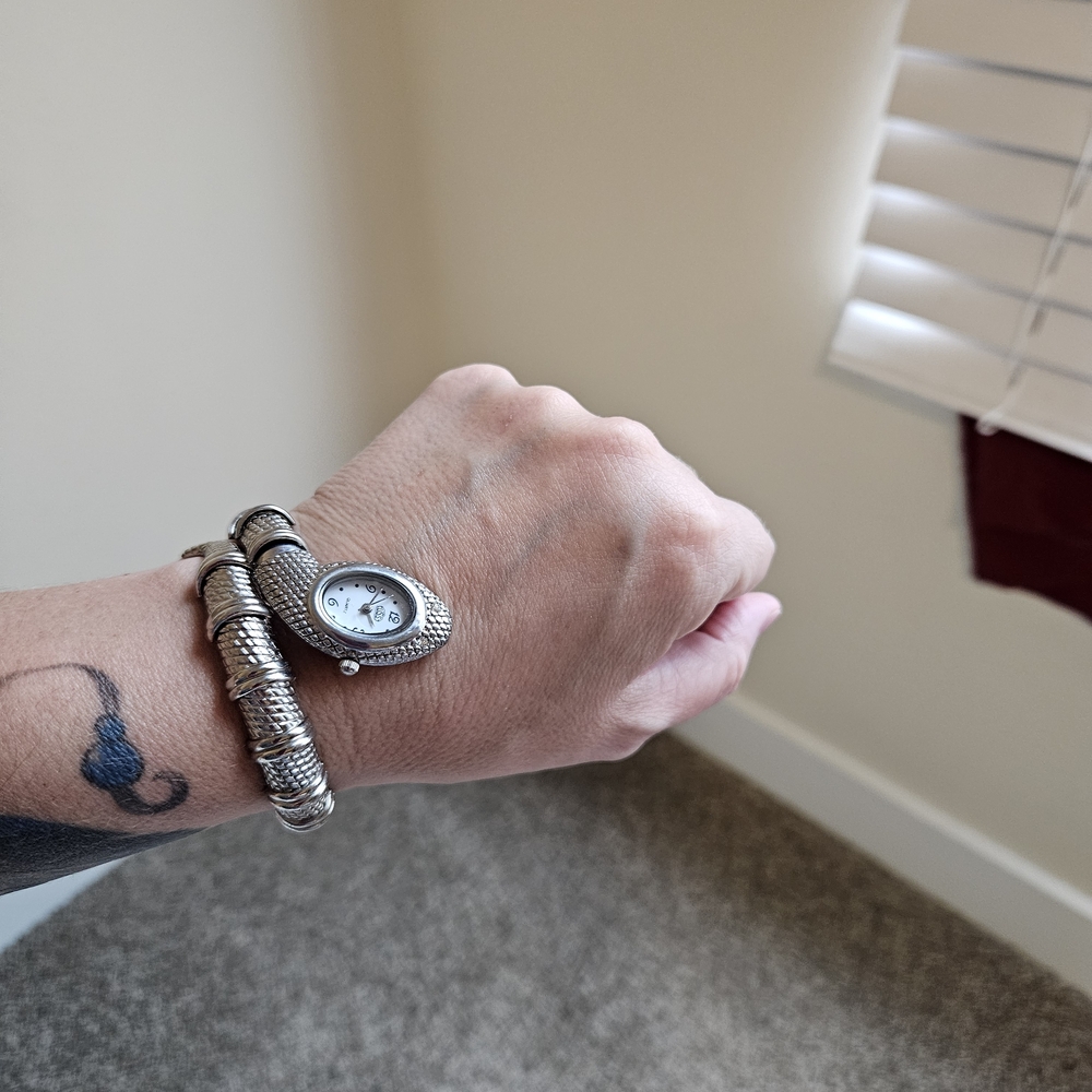 Snake Design Women's Bracelet Watch - Picture 2 of 6